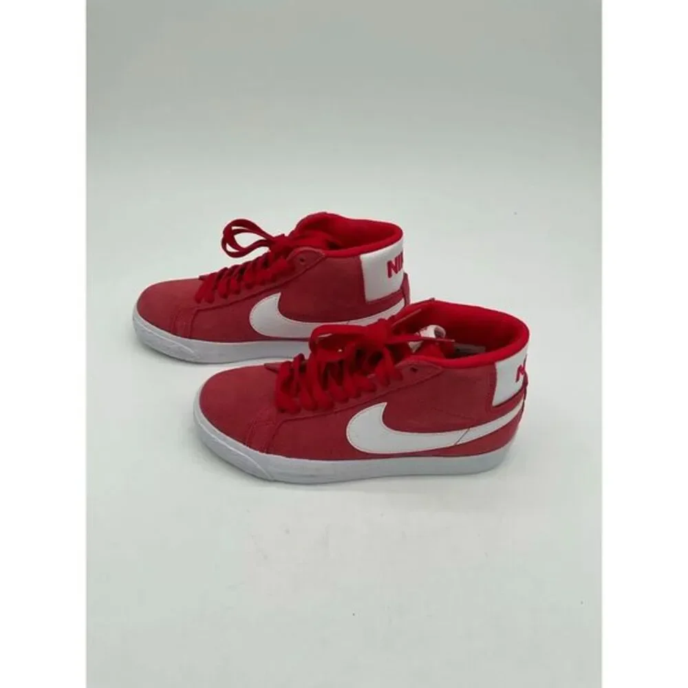 Nike SB Zoom‎ Blazer Mid University Red/White Suede- New Size 4Y
